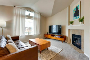Alaska Retreat with Balcony, Near Earthquake Park!